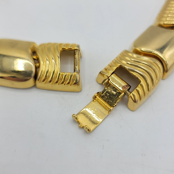 1970s Gold Tone Chunky Statement Choker Collar Necklace Vintage Disco Glam 17.5 - Picture 14 of 15